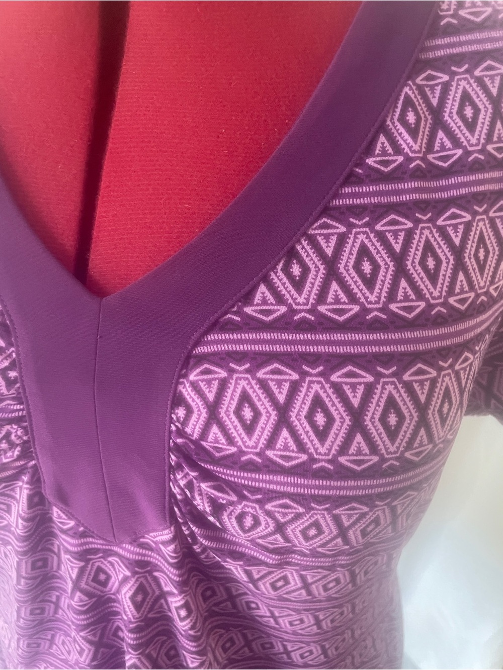 Purple Patterned V-Neck Women's Top - Picture 2 of 3